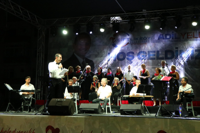 Çiftlikköy’de konser rüzgarı esti