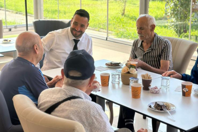 Yalova Alperen Ocakları'ndan Yaşlı Bakım Merkezi'ne anlamlı ziyaret