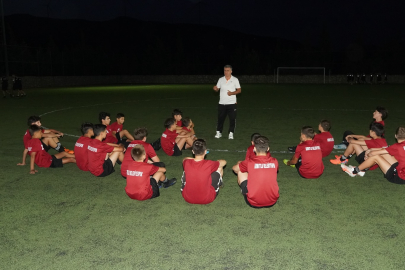 Armutlu Belediyespor U-16 ve U-18 lig hazırlıklarına başladı