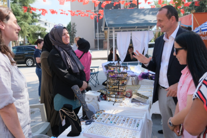 Çiftlikköy’de kadınların el emekleri ilgi gördü