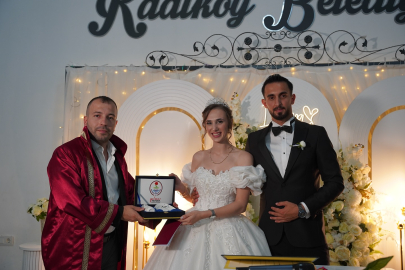 Kadıköy Belediyesi nikah akdi gerçekleştirmeye devam ediyor