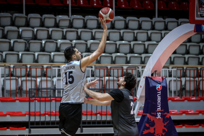 Semt77Yalovaspor, Anadolu Efes maçı hazırlıklarını sürdürüyor