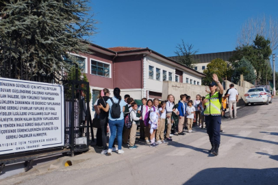 Yalova jandarmadan öğrenci servislerine sıkı denetim