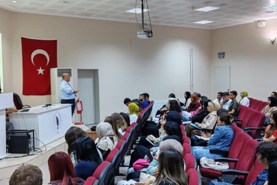 Yalova İl Sağlık Müdürü Uzm. Dr. Osman Karakuş ‘’Farmakoloji’’ dersleri vermeye başladı