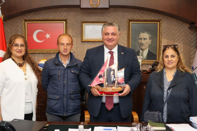 Yalova Su Sporları ve Balıkadamlar Kulübü'nden Başkan Gürel'e ziyaret