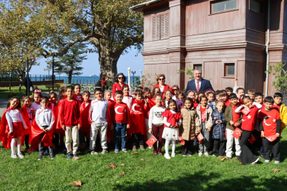 Yürüyen Köşk’e akın akın ziyaretler başladı