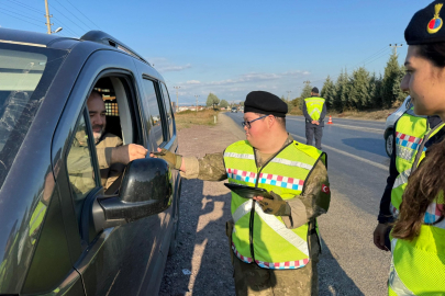 Down sendromlu Hamza, doğum gününde jandarma üniforması giydi