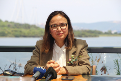 Yalova Valisi Dr. Hülya Kaya: Devrim ve ilkeleri ışığında aydınlık yarınlara yürüyoruz