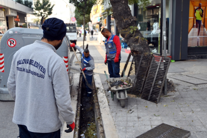 Sonbahar yağışları öncesi mazgallara temizlik çalışması