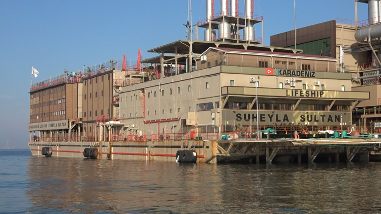 Karadeniz Lifeship Süheyla Sultan Gemisi yalova'da