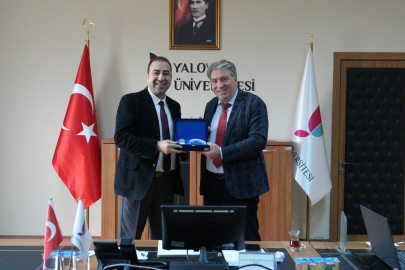 Yalova Üniversitesi Rektör Yardımcısı Arıca, Yalova’ya veda etti