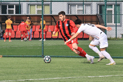 Çiftlikköy Belediyespor Kadıköy’le yenişemedi 0-0