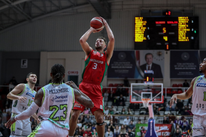 Yalovaspor Basketbol evinde oynayacak