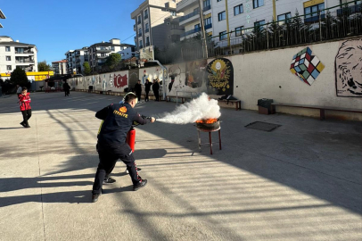 Çiftlikköy İtfaiyesi’nden öğrencilere yangın eğitimi