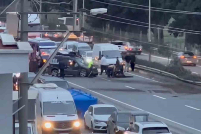 Yalova’da kontrolden çıkan araç takla attı 2 kişi yaralandı