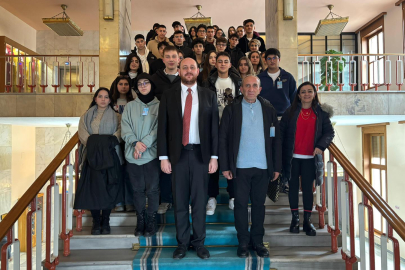 Yalova Lisesi öğrencileri Gazi Meclis’te