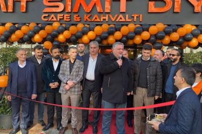 Gürel, Yalova’da ‘İzmit Simit Diyarı’ işletmesinin açılışını yaptı