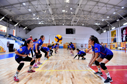 Yalova Üniversitesi Voleybol spor okulu başlıyor