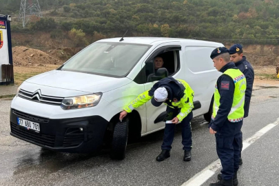 Yalova’da kış lastiği denetimleri hız kesmeden devam ediyor