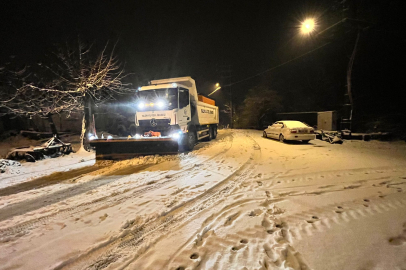 Yalova’nın yüksek kesimlerinde karla mücadele sürüyor