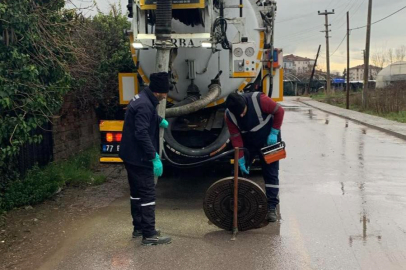 Yalova’da su baskınlarını önlemek için gece gündüz çalışıyorlar