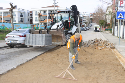 Yalova’da yol bakım ve onarım çalışmaları devam ediyor