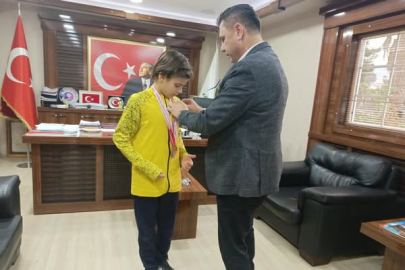 Kaytazdere'nin gururu Yaman Ali Taşdemir'den yüzmede büyük başarı